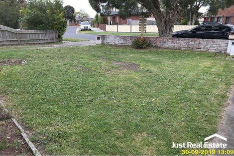 Property photo of 18 Latham Crescent Dandenong North VIC 3175