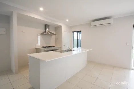 10 Jesla St, Madeley, WA 6065