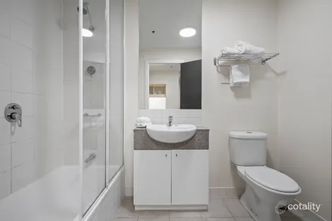 Property photo of 209/318-322 Little Bourke Street Melbourne VIC 3000