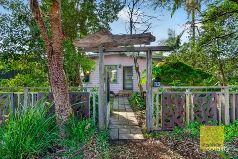 13 Lake View Pde, Umina Beach, NSW 2257
