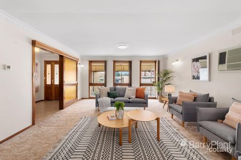 Property photo of 3 Fleming Place Mill Park VIC 3082