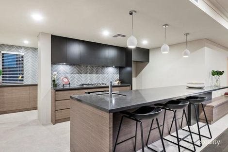 Property photo of 13 Redmond Street Salter Point WA 6152