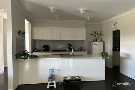 Property photo of 134 Debonair Parade Craigieburn VIC 3064