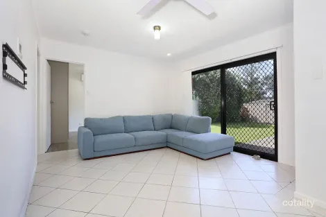 4 Nalkari St, Coombabah, QLD 4216