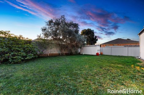 Property photo of 15 Moreton Close Caroline Springs VIC 3023