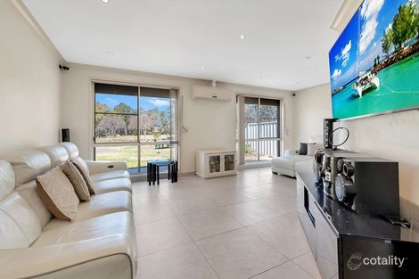 Property photo of 9 Oriole Place Green Valley NSW 2168