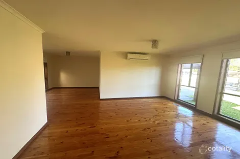 Property photo of 4 Ball Road Heatherton VIC 3202