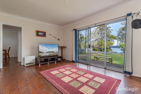 Property photo of 6 The Lakes Way Tarbuck Bay NSW 2428