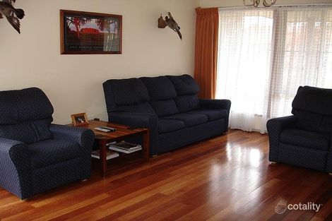 Property photo of 36 Swan Street Werribee VIC 3030