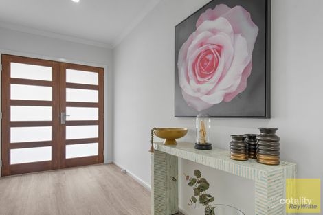 Property photo of 11 Cherish Drive Tarneit VIC 3029