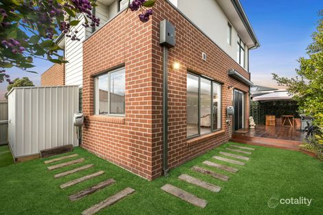Property photo of 76 Sovereign Drive Mount Duneed VIC 3217