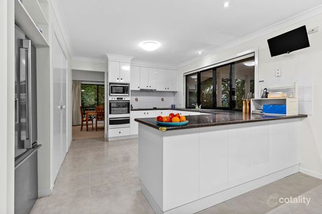 Property photo of 15 Minnelli Place McDowall QLD 4053