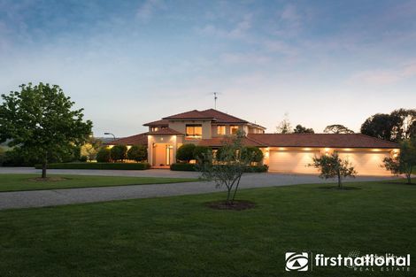 Property photo of 6 Farm Lane Berwick VIC 3806