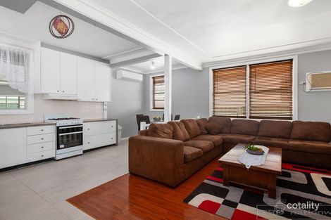 Property photo of 23 Third Avenue Rutherford NSW 2320