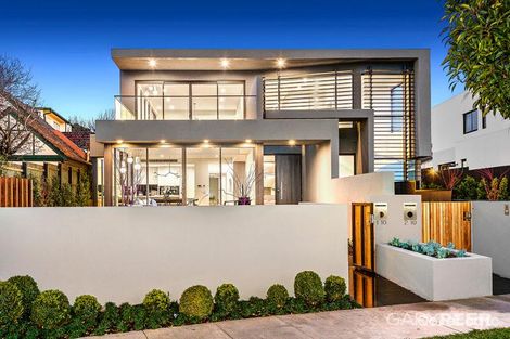 Property photo of 1/10 Orrong Grove Caulfield North VIC 3161