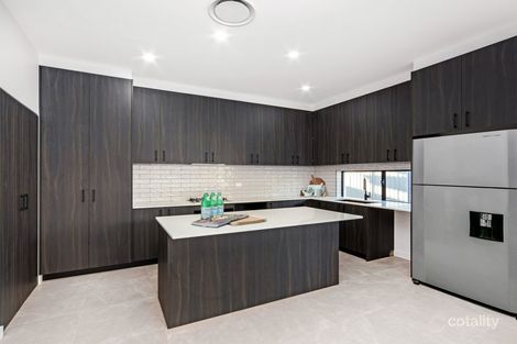 21 Bare Ave, Lurnea, NSW 2170