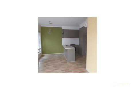 Property photo of 2/13 Red Robin Road Truganina VIC 3029