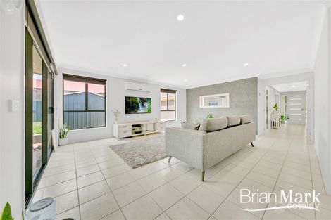 Property photo of 4 Mulberry Terrace Werribee VIC 3030