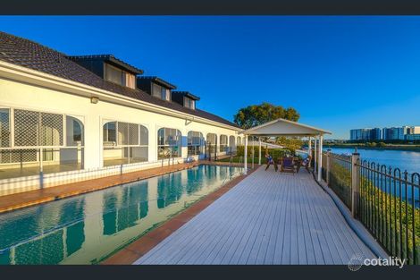 Property photo of 18 Grand Canal Way Runaway Bay QLD 4216