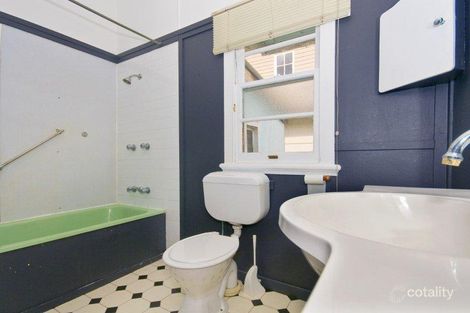 Property photo of 50 Malcolm Street Hawthorne QLD 4171