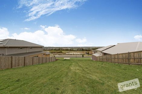 70 Majestic Dr, Officer, VIC 3809