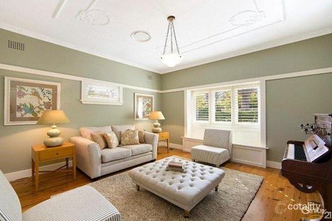 Property photo of 19 Glenview Street Gordon NSW 2072