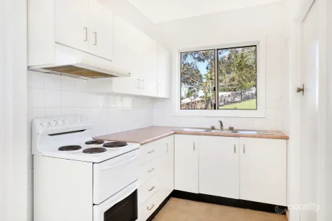 Property photo of 13 Rhondda Street Berkeley NSW 2506