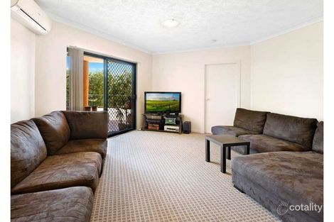 Property photo of 4/12 Spendelove Avenue Southport QLD 4215