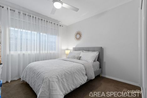 Property photo of 28 Flora Park Way Carrum Downs VIC 3201
