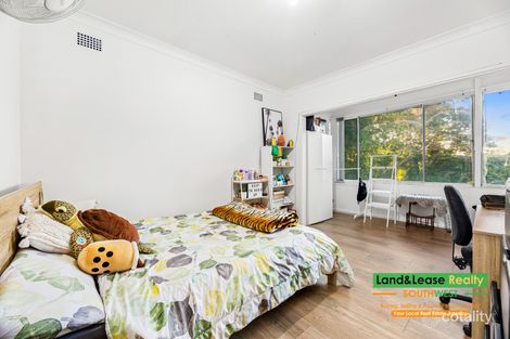 Property photo of 3 Curran Avenue Macquarie Fields NSW 2564