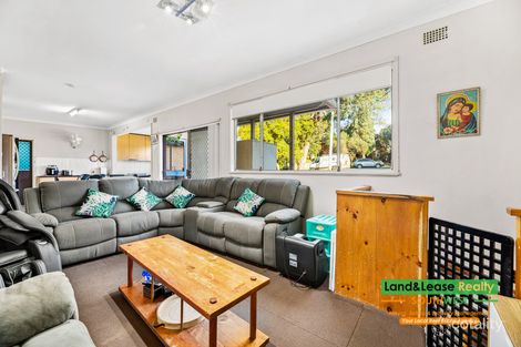 Property photo of 3 Curran Avenue Macquarie Fields NSW 2564