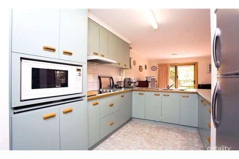 Property photo of 14 Greylea Grove Seabrook VIC 3028