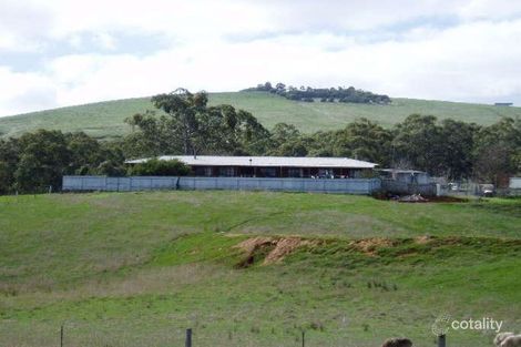 90 The Valley Rd, Dunach, VIC 3371