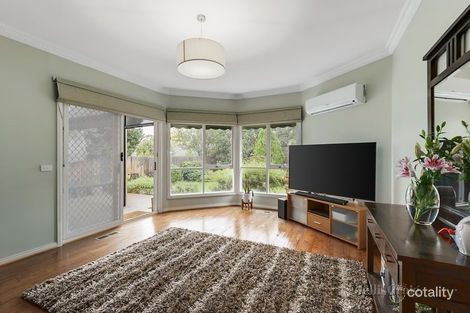 Property photo of 26 Ovata Close Yallambie VIC 3085