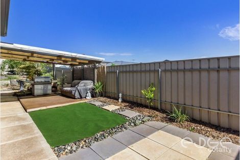 25 Hampshire Dr, Craigmore, SA 5114