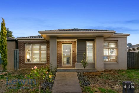 Property photo of 17 Brolin Terrace Cranbourne North VIC 3977