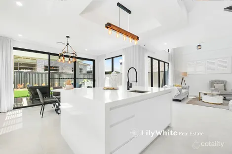 Property photo of 16 Ashbrook Drive Catherine Field NSW 2557