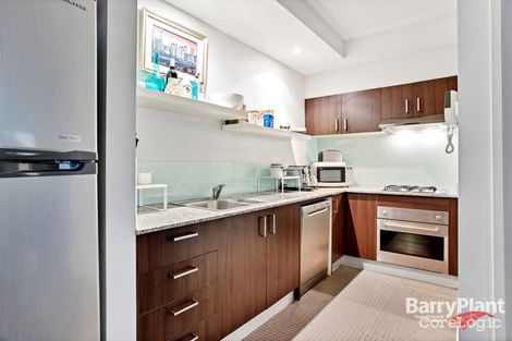 Property photo of 17/174 Esplanade East Port Melbourne VIC 3207