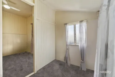 Property photo of 20 Pommer Street Brassall QLD 4305