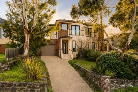 95 VICTORY BVD, ASHBURTON, VIC 3147