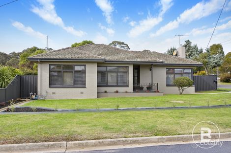 2 Jean St, Maryborough, VIC 3465