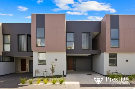 2/30 Rubidea St, Box Hill, NSW 2765