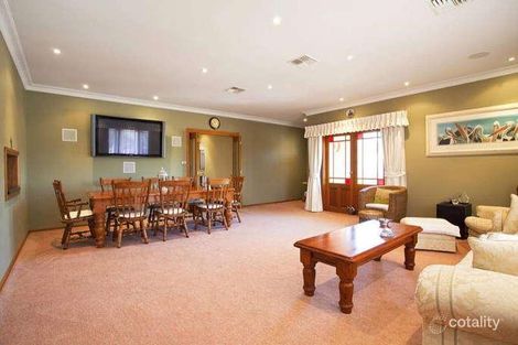 Property photo of 10 Wisteria Close Glenmore Park NSW 2745