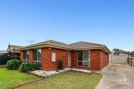 Property photo of 115 Flemington Crescent Werribee VIC 3030