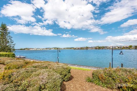 Property photo of 8/9 Moores Crescent Varsity Lakes QLD 4227