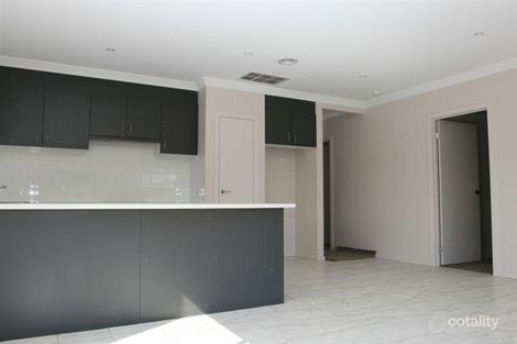 Property photo of 17 Billabong Crescent Tarneit VIC 3029
