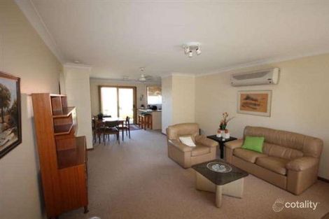 8/11 Hopetoun St, Woonona, NSW 2517