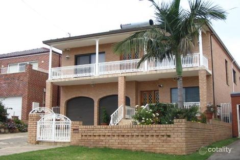 26 Dunkirk Ave, Kingsgrove, NSW 2208