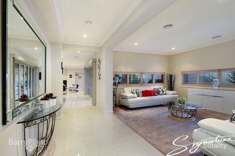 Property photo of 22 Milpera Crescent Wantirna VIC 3152