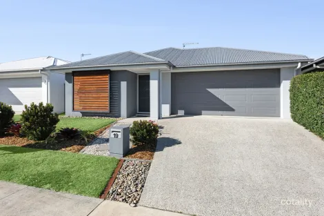 19 Moorhen St, Palmview, QLD 4553